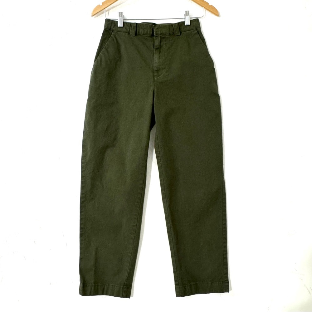 GAP Straight Up Khaki Olive Green Pants – Size 00